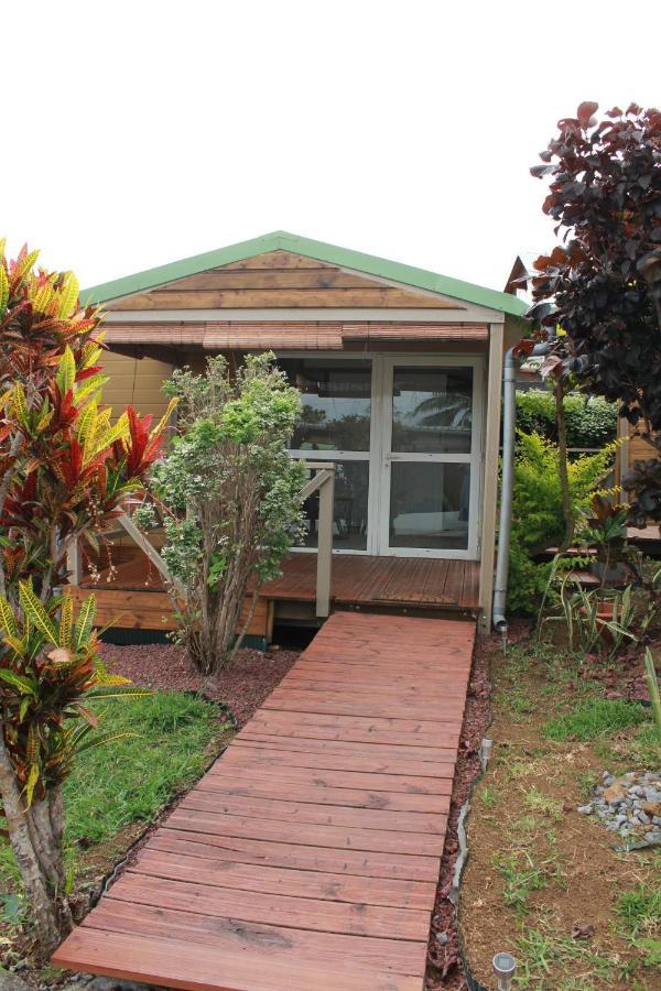 Les Bungalows Du Chateau D'O Petite-Ile Exterior photo